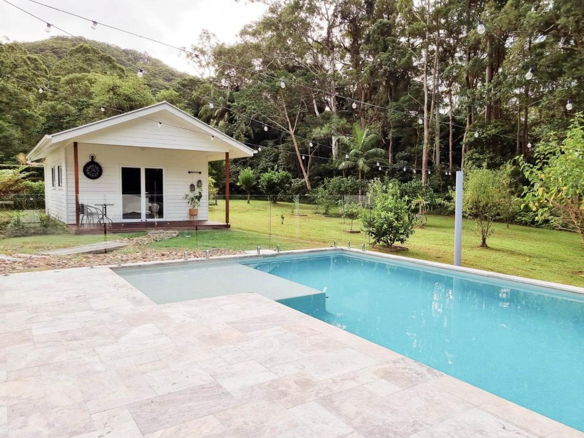 The Poolhaus Retreat - Peaceful Private Studio Valdora Exterior foto